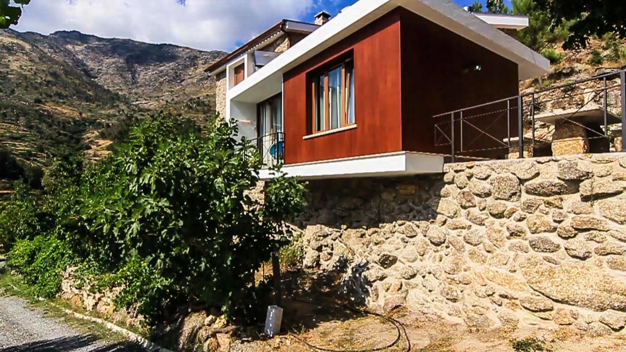 Quinta Do Circo - Serra Da Estrela - Turismo Rural Cortes do Meio エクステリア 写真